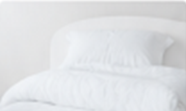 Bed cover dan sprei putih bersih layanan Laundry Bed Cover